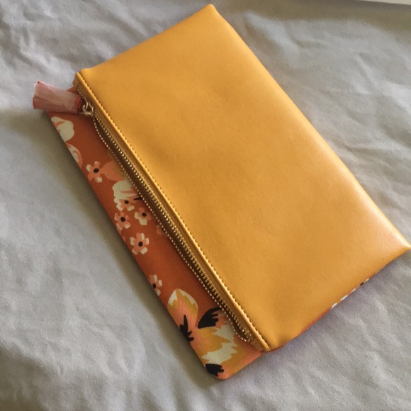 HOST PICK * Rachel Pally Vegan Leather Handbag NEW - Picture 4 of 6